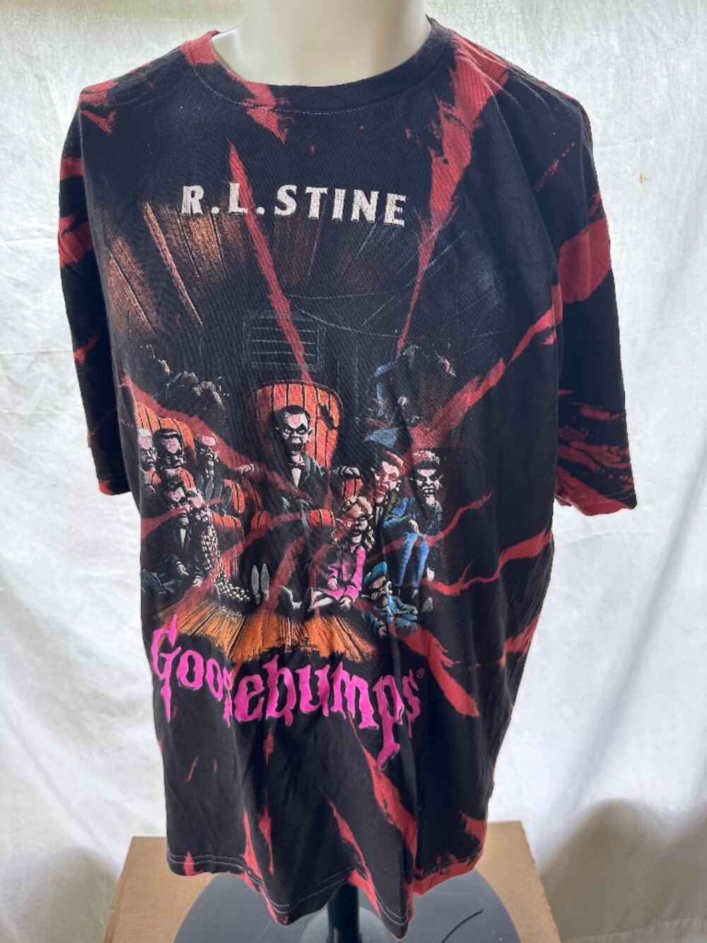 R.L. Stine Goosebumps Men's Red Black Tye Dye T Shirt XL Scholastic Inc.